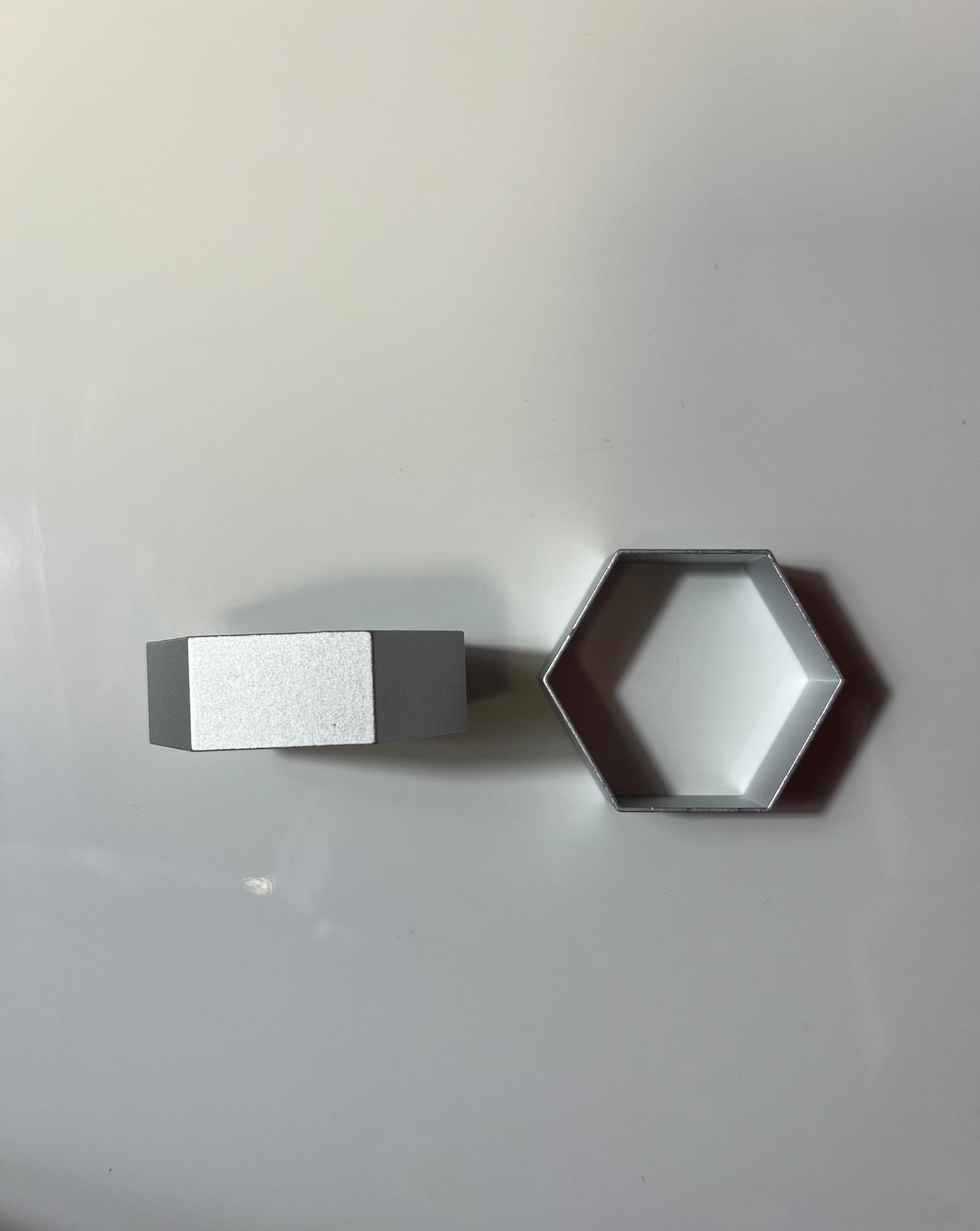 Emporte pièce en Aluminium- forme exagonal