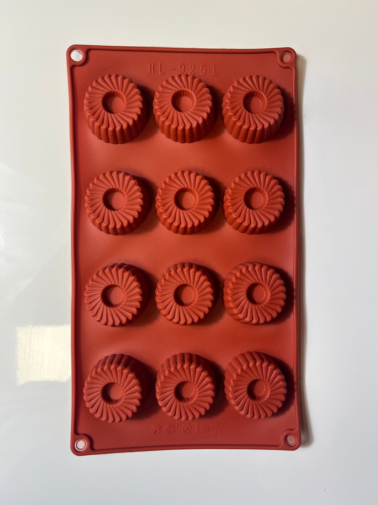 Moule silicone 12 mini tartelettes stillées