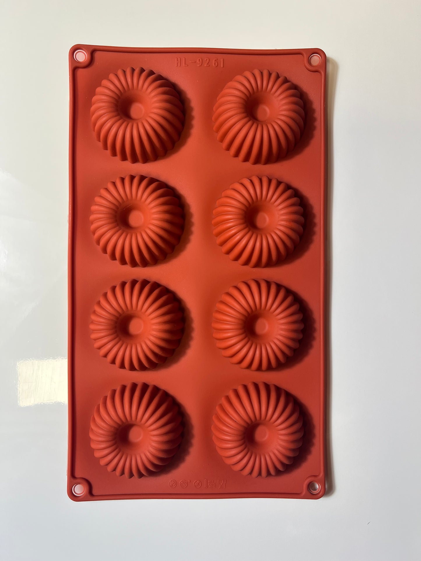 Moule silicone 8 donut strillés