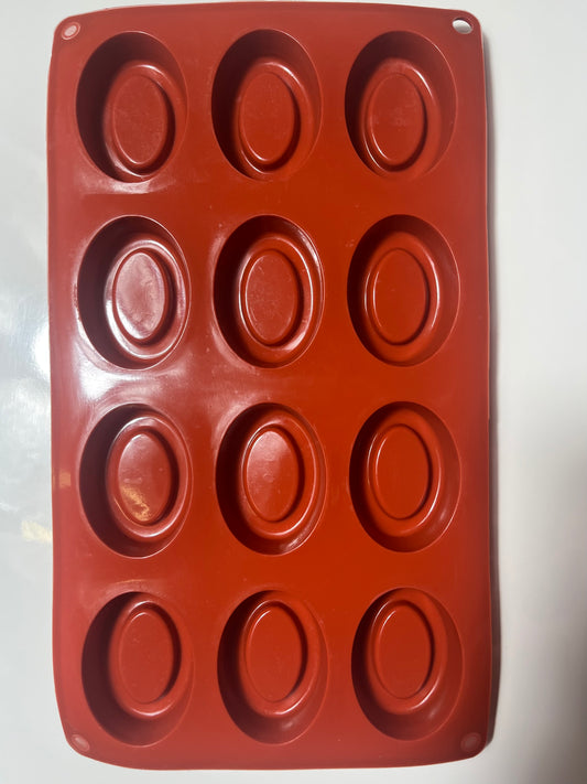 Moule silicone savarin ovale.