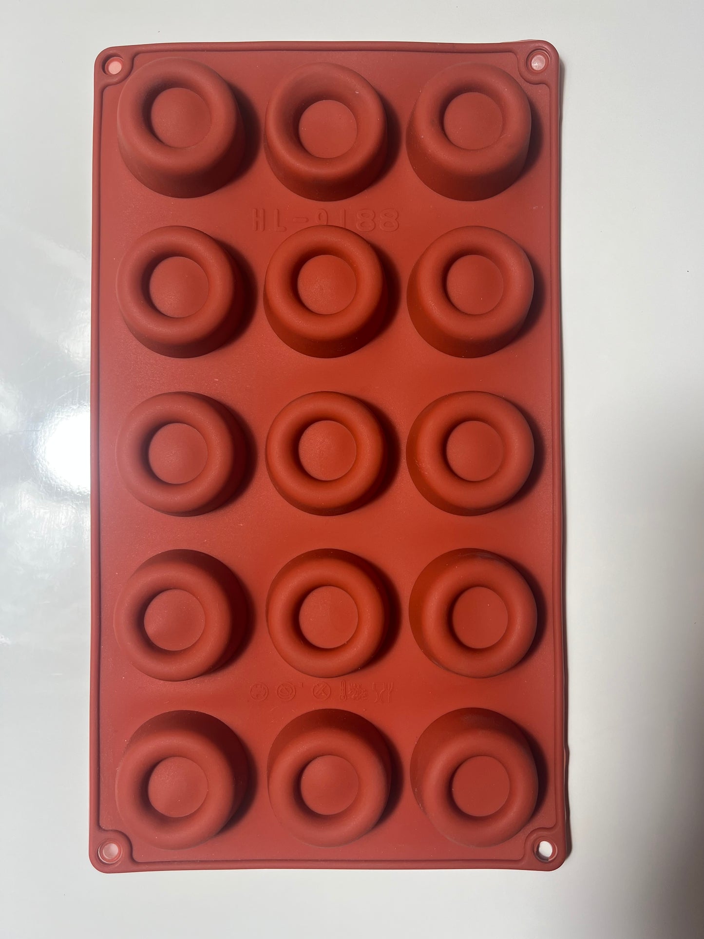 Moule silicone 15 savarins ronds