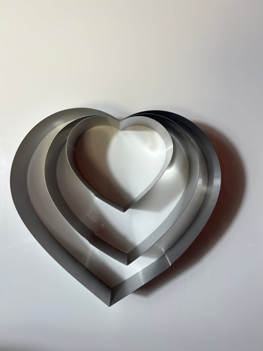 Lot 3 cercles à entremet forme cœur